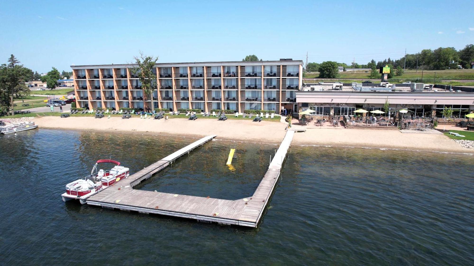 Holiday Inn Detroit Lakes By Ihg Exteriér fotografie