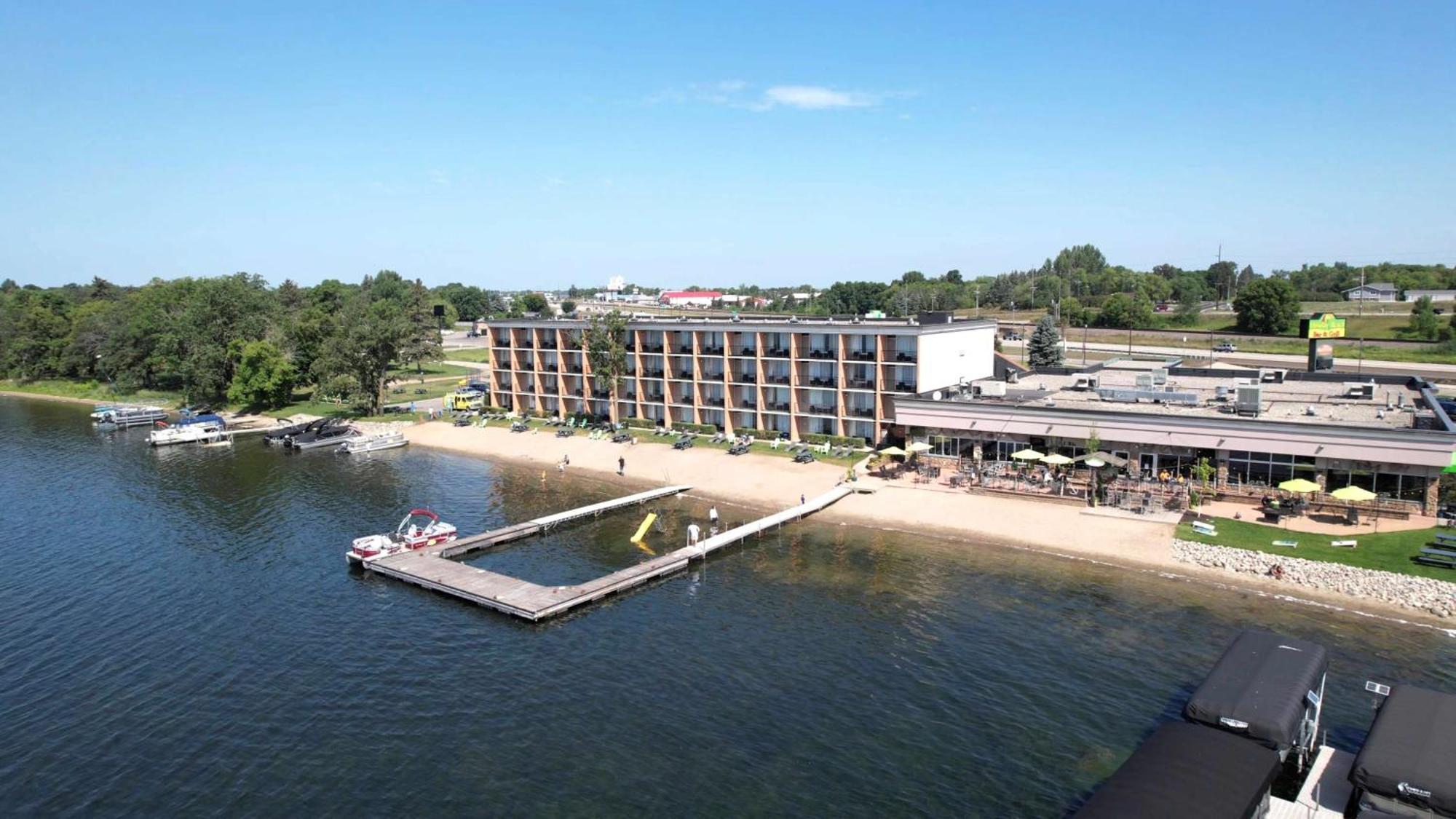 Holiday Inn Detroit Lakes By Ihg Exteriér fotografie